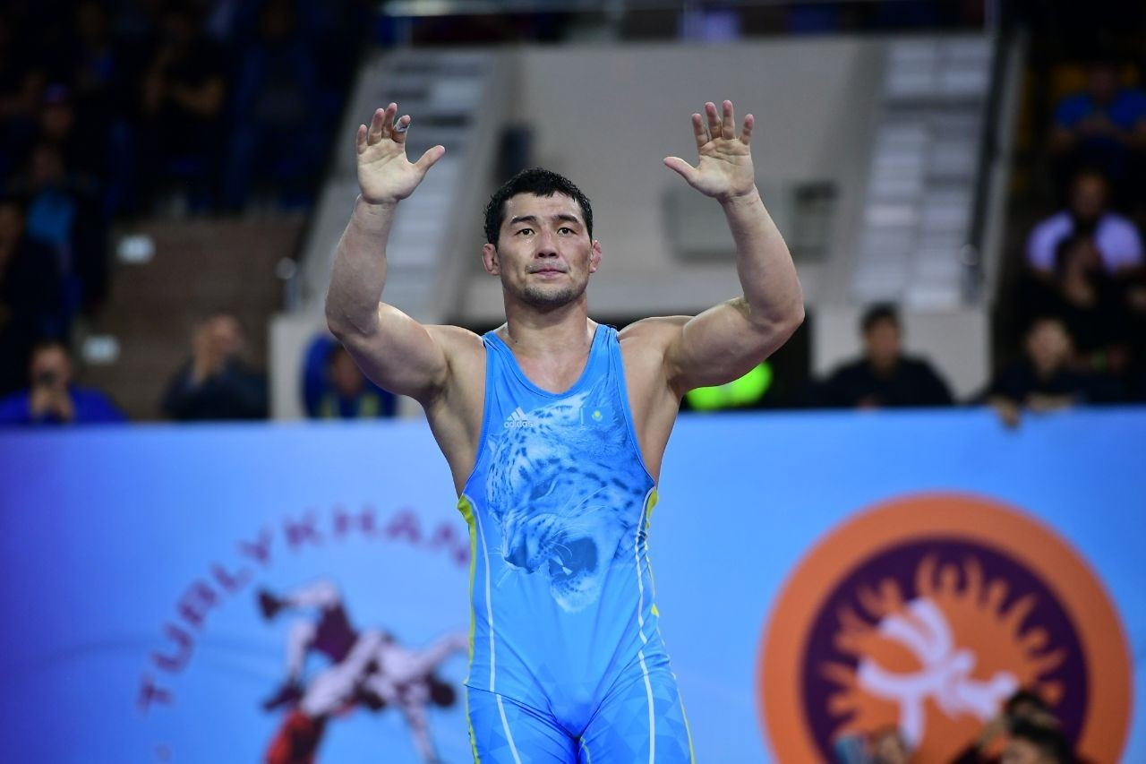 Власовты жеңген атақты балуан Азия чемпионатына болжам жасады