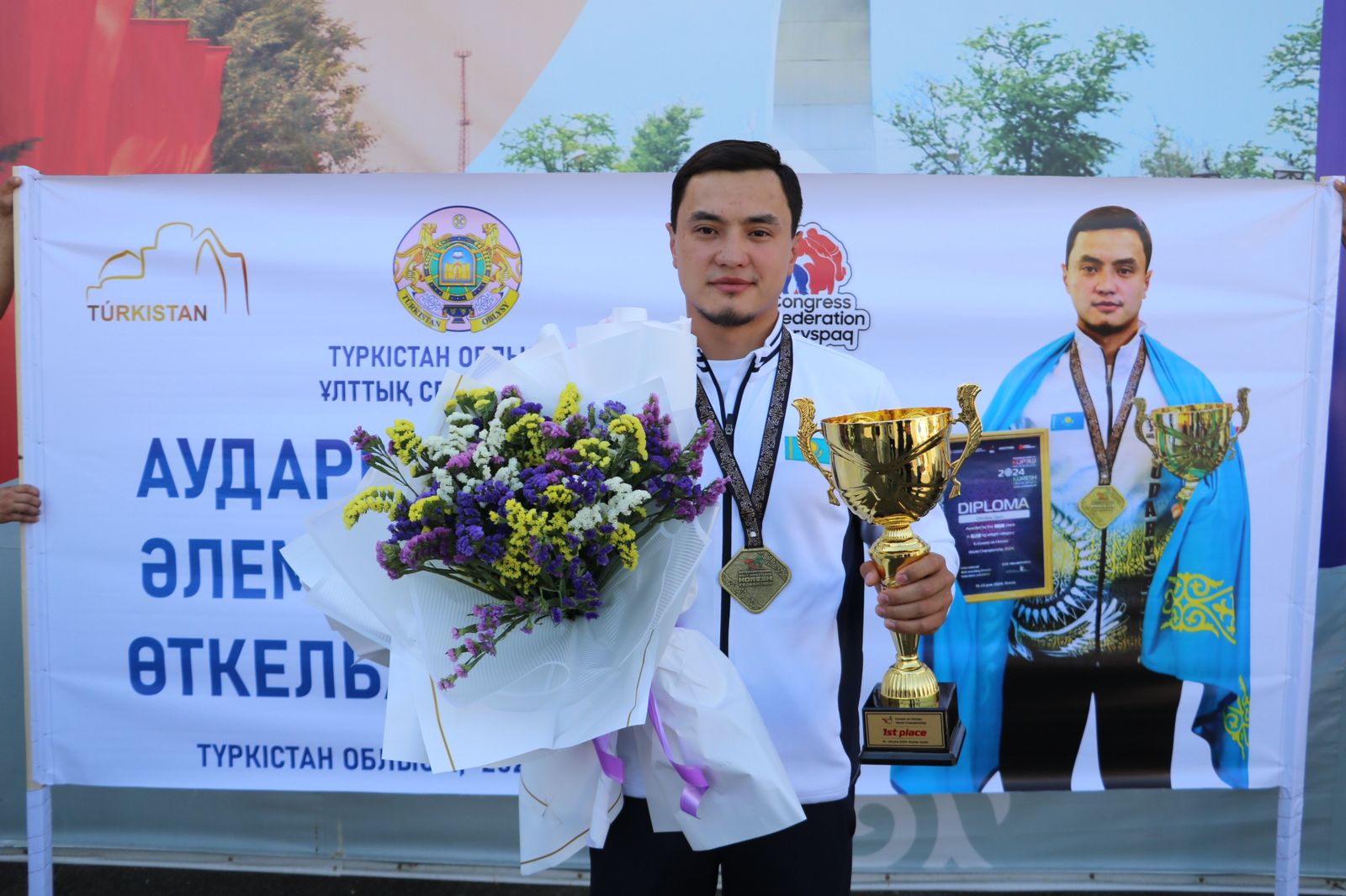 Қазан қаласында өткен додада түркістандық Дарын Өткелбай әлем чемпионы атанды