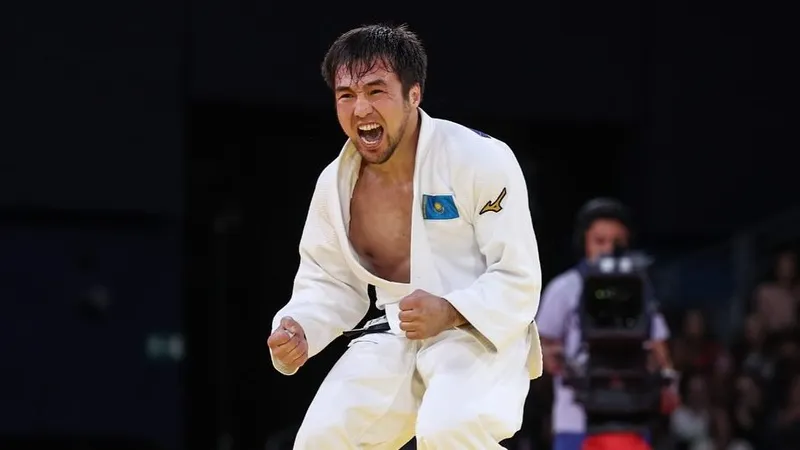 Елдос Сметов әлем чемпионатында фавориттердің неліктен сәтсіз өнер көрсеткендігін түсіндіріп берді | BASSPORT Елдос Сметов әлем чемпионатында фавориттердің неліктен сәтсіз өнер көрсеткендігін түсіндіріп берді