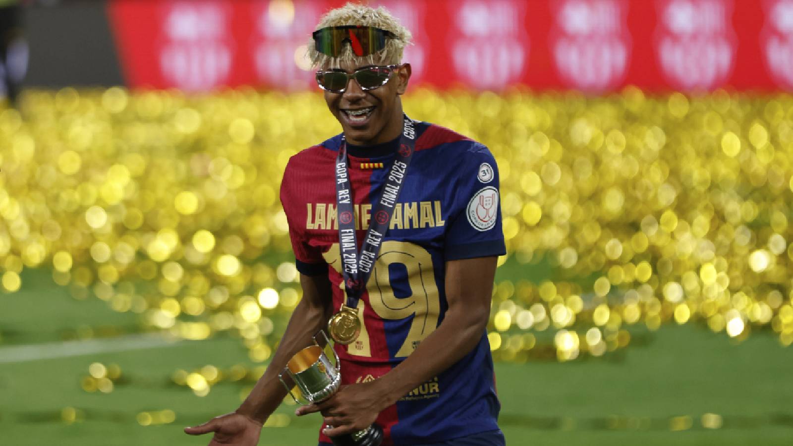 Ламин Ямаль футбол тарихындағы ең үздік ойыншыны атады | BASSPORT Ламин Ямаль футбол тарихындағы ең үздік ойыншыны атады