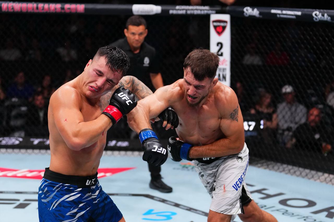 Николай Веретенников UFC-дегі алғашқы жеңісі үшін 52 мың доллар алды | BASSPORT Николай Веретенников UFC-дегі алғашқы жеңісі үшін 52 мың доллар алды