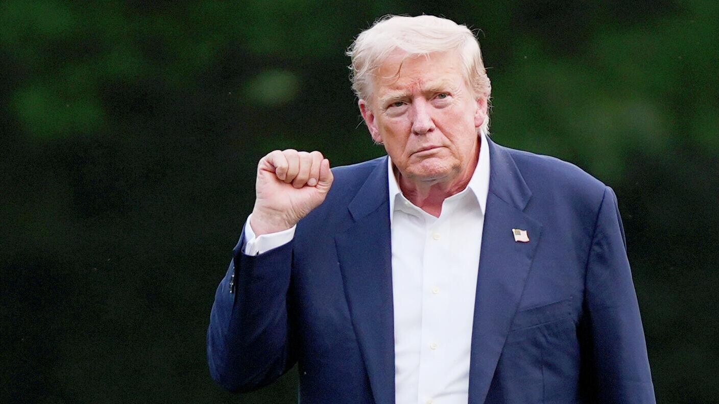 Трамп Бразилия азаматтарына виза беруге тыйым салып, оларды 2026 жылғы әлем чемпионатынан шеттетпек | BASSPORT Трамп Бразилия азаматтарына виза беруге тыйым салып, оларды 2026 жылғы әлем чемпионатынан шеттетпек