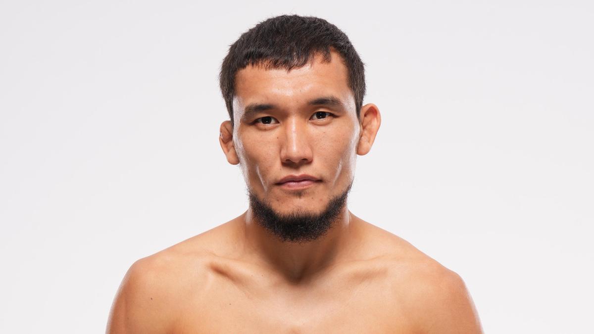 Қазақстандық тарихи файтерге UFC келісімшарты үшін өткен финалдан кейін қолдау білдірілді | BASSPORT Қазақстандық тарихи файтерге UFC келісімшарты үшін өткен финалдан кейін қолдау білдірілді