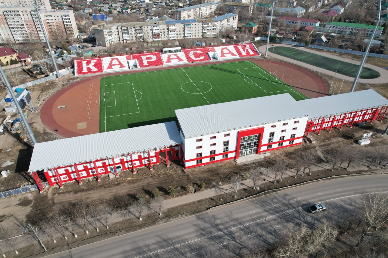 Петропавлдағы «Қарасай» стадионы қымбат жөндеуден кейін су астында қалды