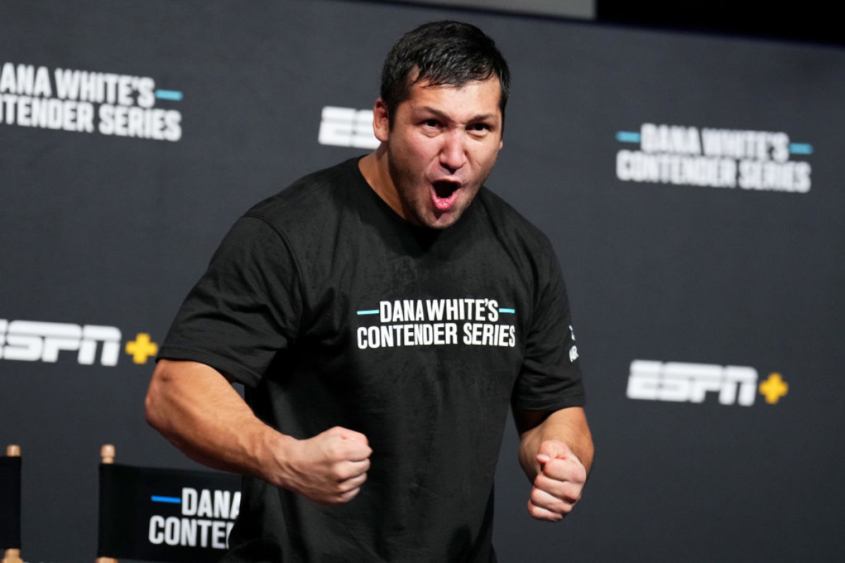 Дияр Нұрғожай UFC турнирінде қырғыз спортшысына есе жіберді | BASSPORT Дияр Нұрғожай UFC турнирінде қырғыз спортшысына есе жіберді