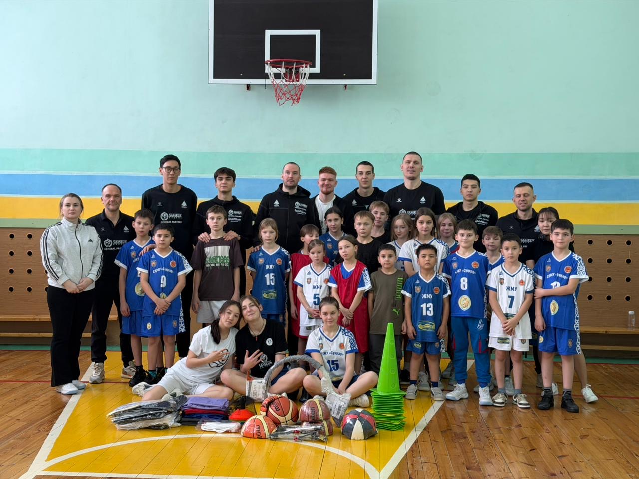 Игра, которая вдохновляет: «Астана» поддержала воспитанников детского дома