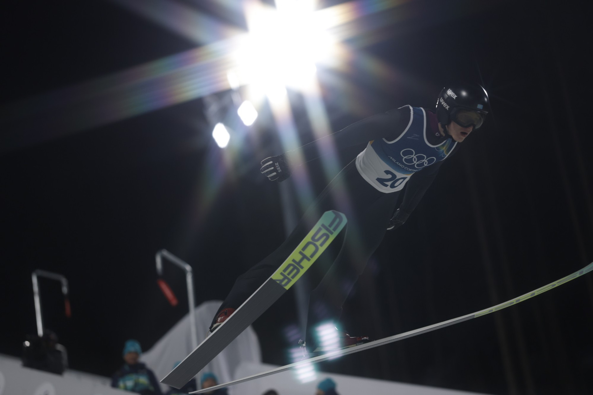 Олимпиада-2026: шаңғымен тұғырдан секіруден Қазақстан құрамасы 11-орын алды