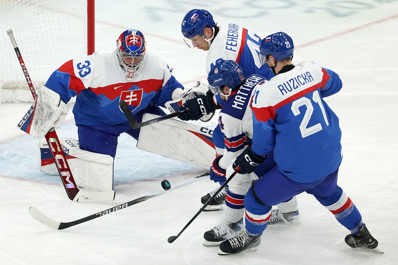 Олимпиада-2026: АҚШ құрамасы Словакияны сенімді жеңіп, финалға шықты