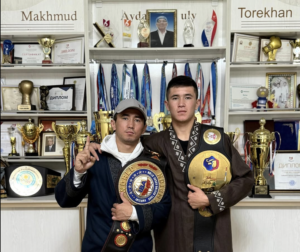 Ағайынды Сабырхандар бокстан Азия чемпионаты 2026 жартылай финалына жолдама алды