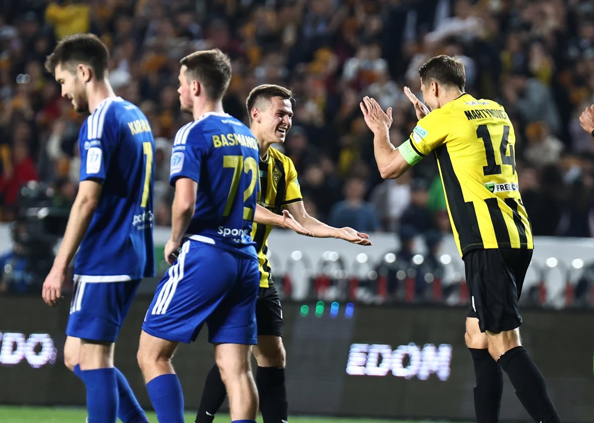 Қайрат «Астананы» ірі есеппен жеңіп, турнир кестесінде көш бастады