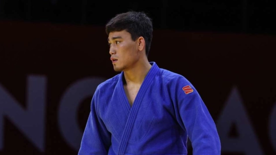 Әділет Алмат Қазақстанға Азия чемпионатындағы алғашқы «алтынды» сыйлады