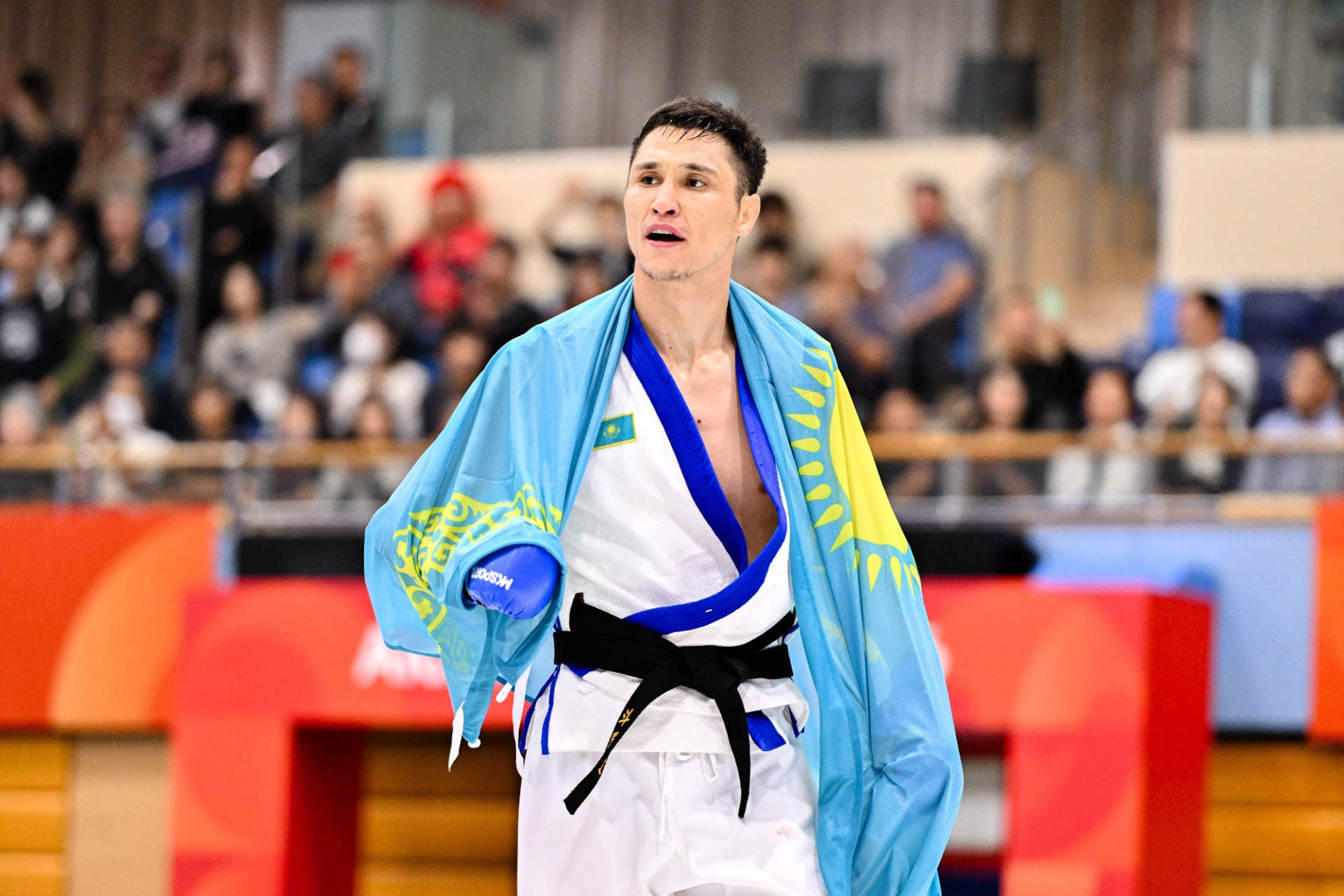 Тарихи алтын: ММА шебері Еркінғали Бүркіталин Азия ойындарының чемпионы атанды