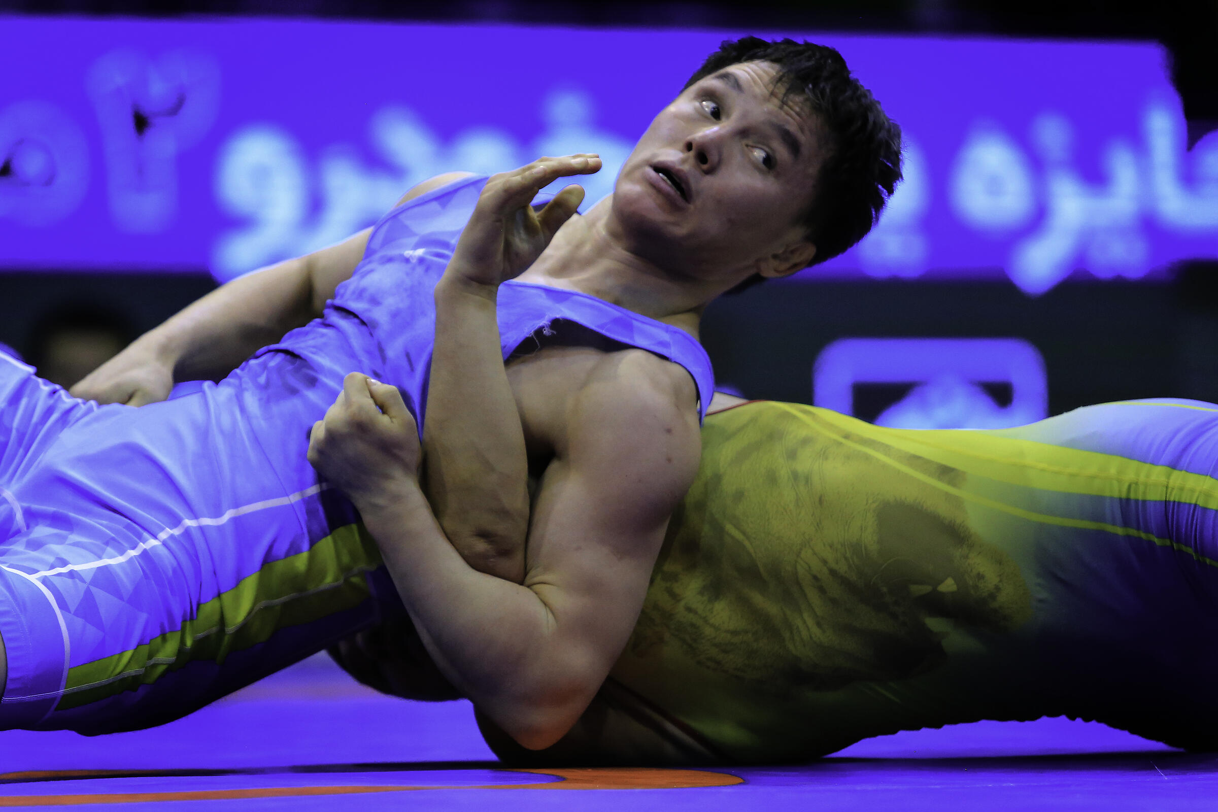 Диас Қален күрестен Азия чемпионатының күмісіне қол жеткізді - Басты ...